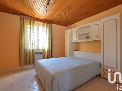 Maison, 168 m²