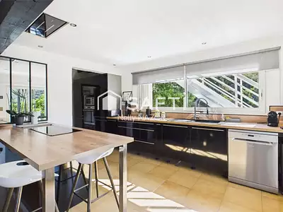 Maison, 282 m²