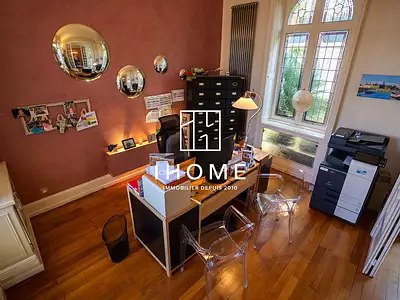 Maison, 225 m²