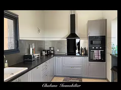 Maison, 255 m²