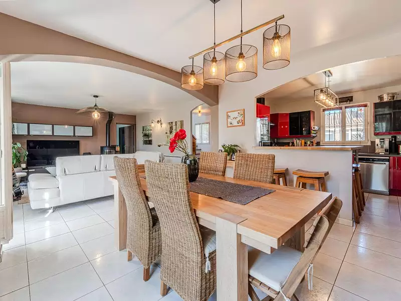 Maison, 199 m²