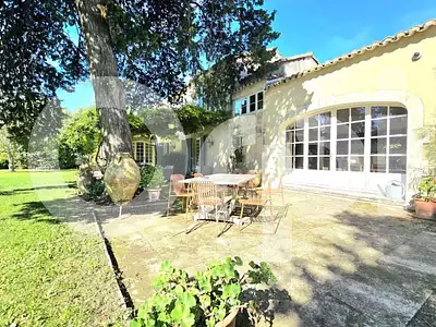 Maison, 238 m²