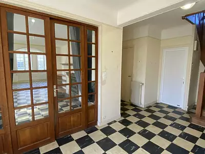 Maison, 251 m²