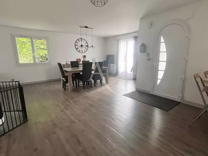 Maison, 135 m²