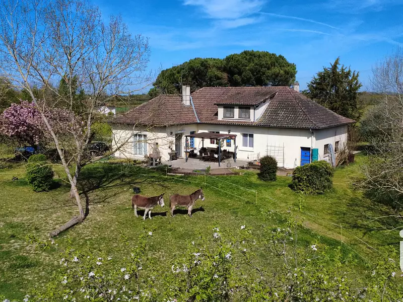 Maison, 137 m²