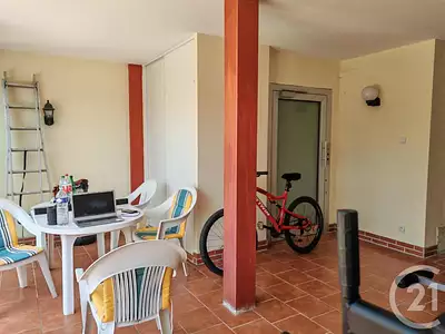 Maison, 187 m²
