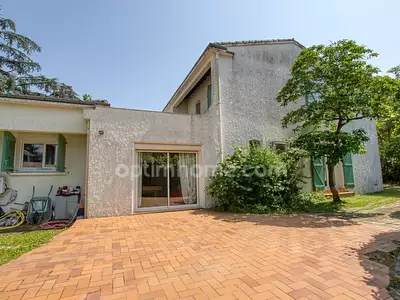 Maison, 228 m²