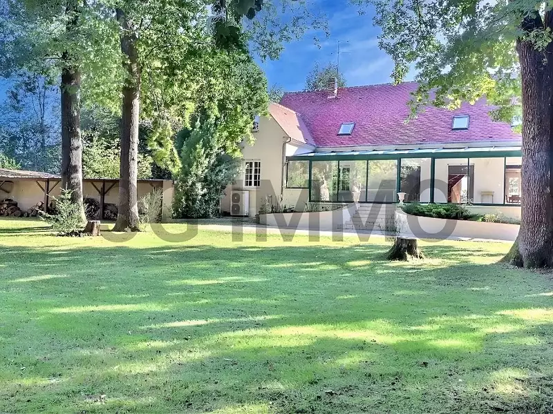 Maison, 280 m²