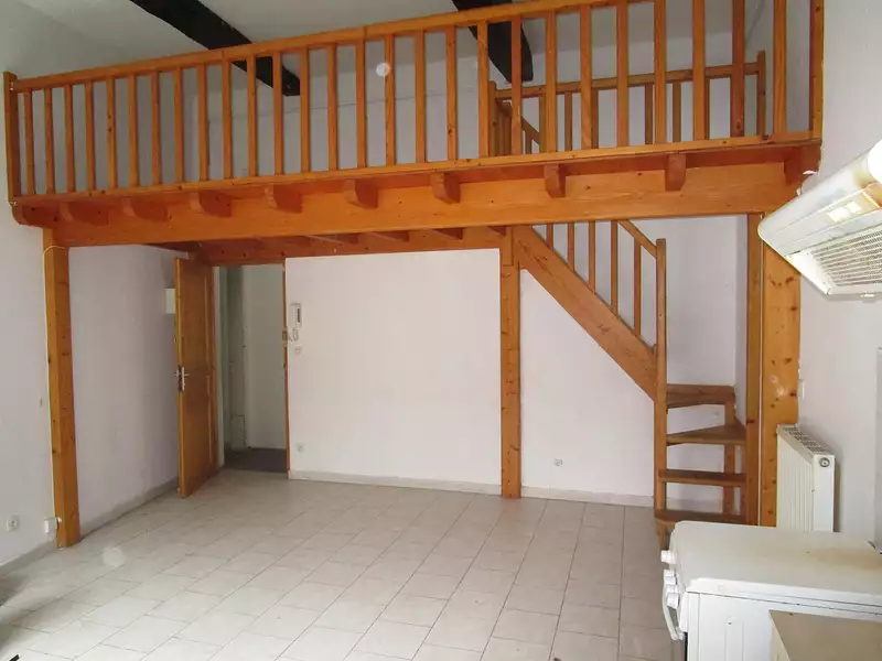 Immeuble, 550 m²