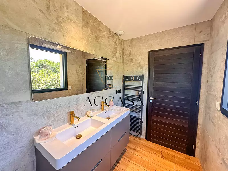 Maison, 152 m²