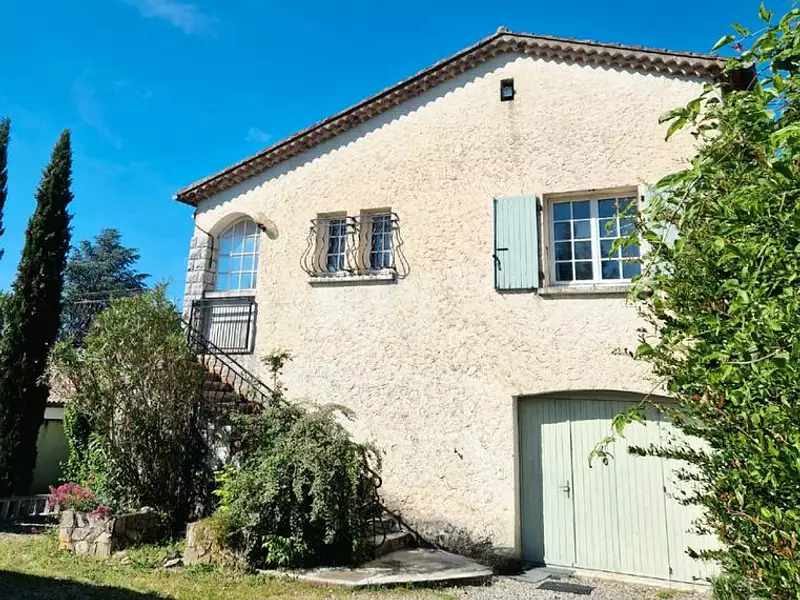 Maison, 170 m²