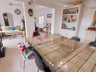 Maison, 180 m²