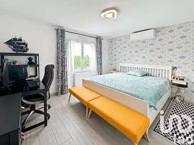 Maison, 165 m²