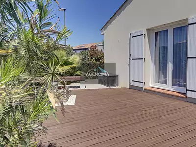 Maison, 77 m²