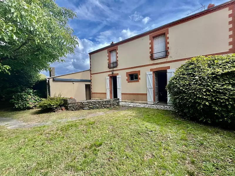 Maison, 156 m²