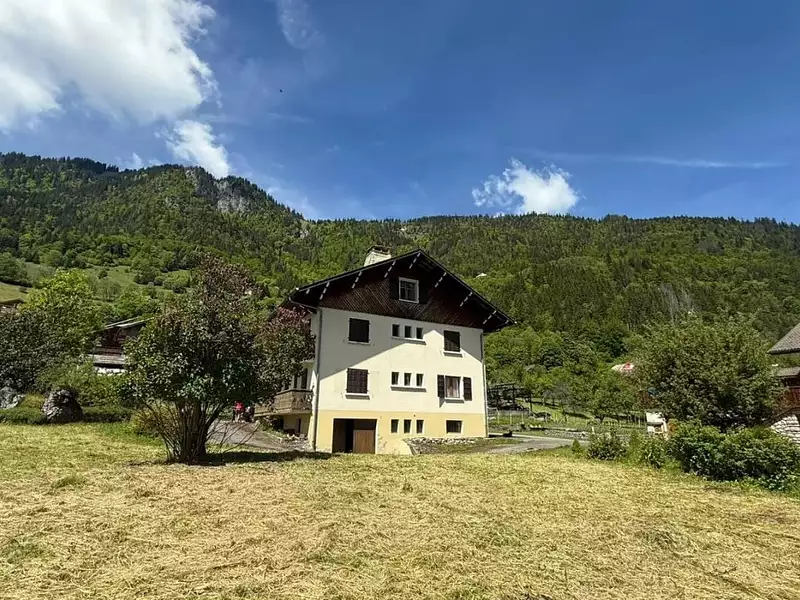 Maison, 167 m²