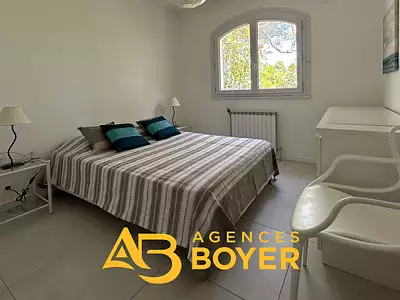 Maison, 211 m²