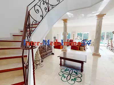 Maison, 237 m²