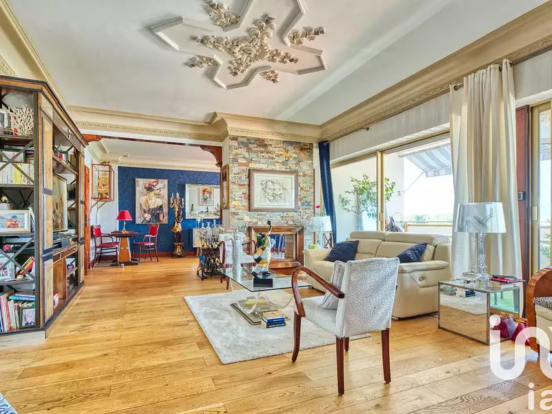 Appartement, 214 m²