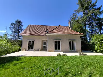 Maison, 218 m²