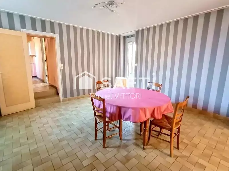 Maison, 115 m²