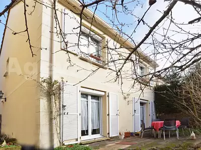 Maison, 96 m²