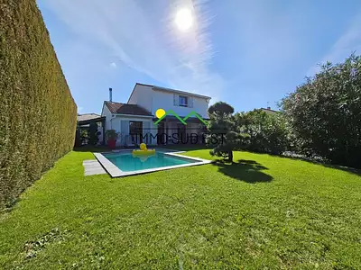 Maison, 168 m²
