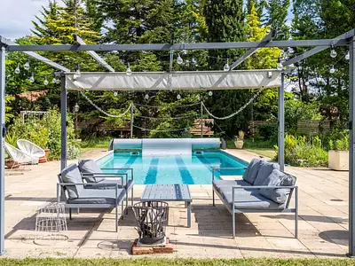 Maison, 250 m²