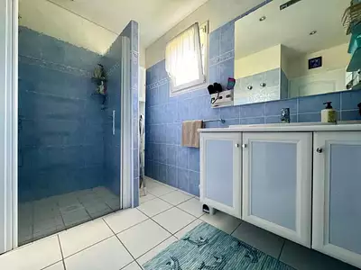 Maison, 184 m²
