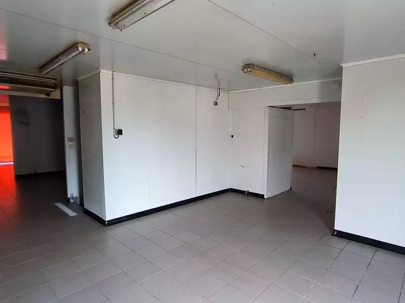 Divers, 300 m²