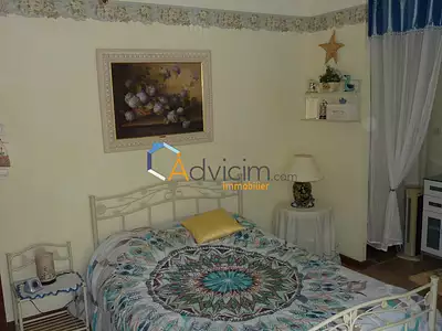 Maison, 198 m²