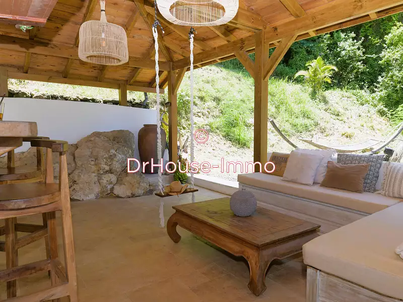 Immeuble, 180 m²