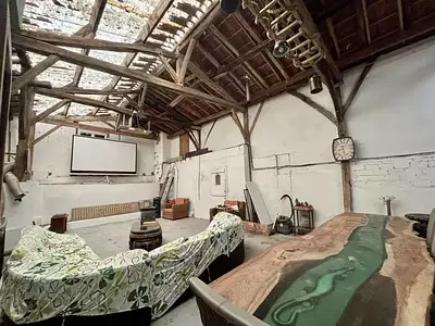 Maison, 1 200 m²