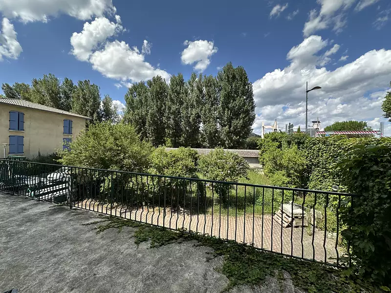 Immeuble, 241,28 m²