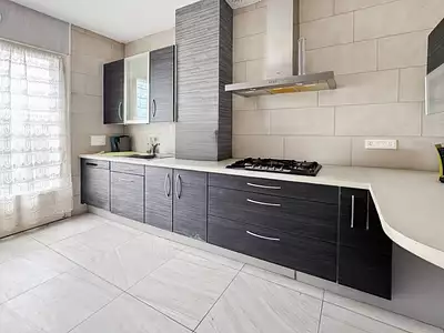 Maison, 248 m²