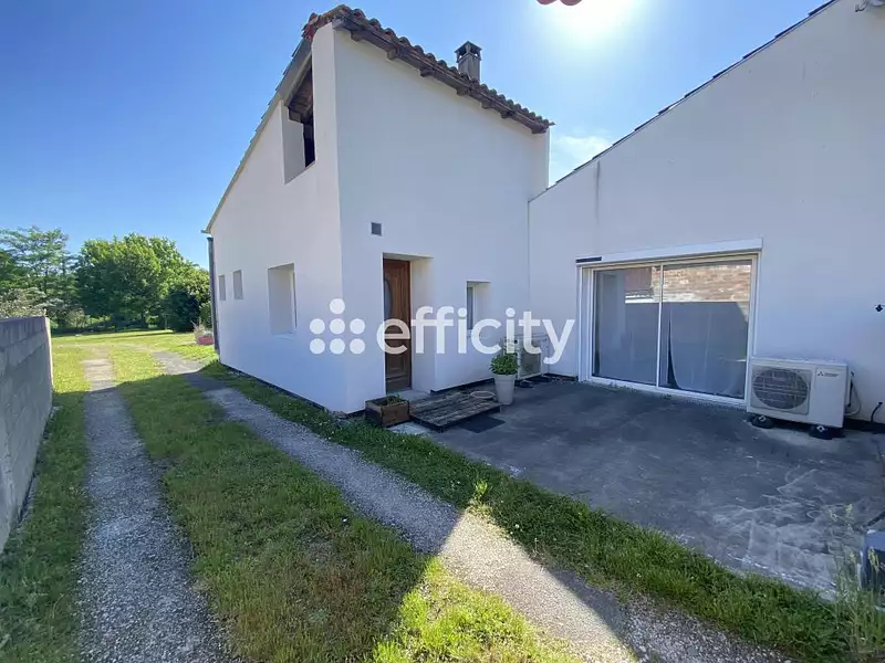 Maison, 220 m²