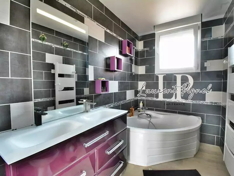 Maison, 104 m²