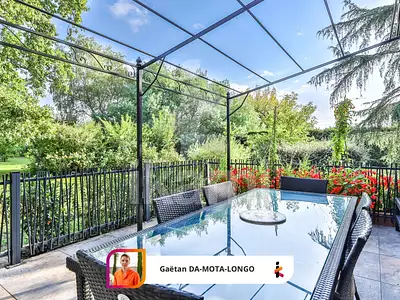 Maison, 180 m²