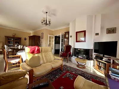 Maison, 167 m²