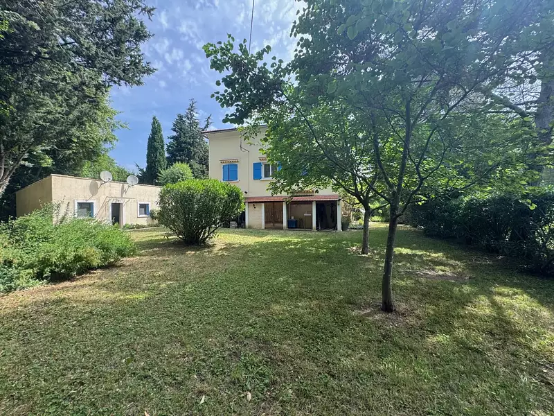 Maison, 237 m²