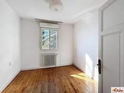 Immeuble, 150 m²