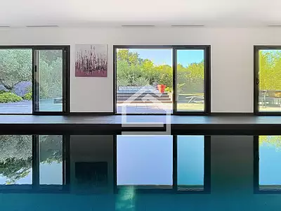 Maison, 250 m²