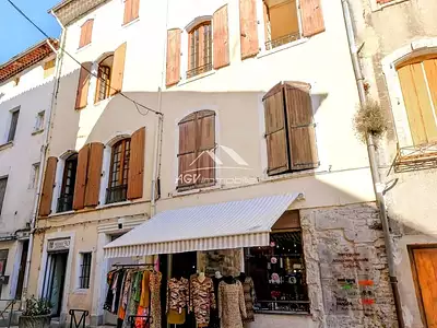 Immeuble, 452,38 m²