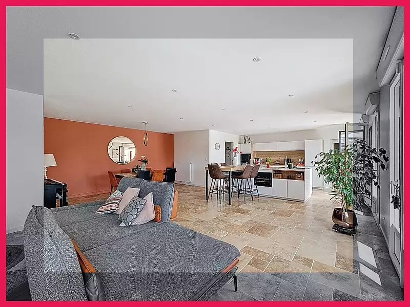 Maison, 260 m²