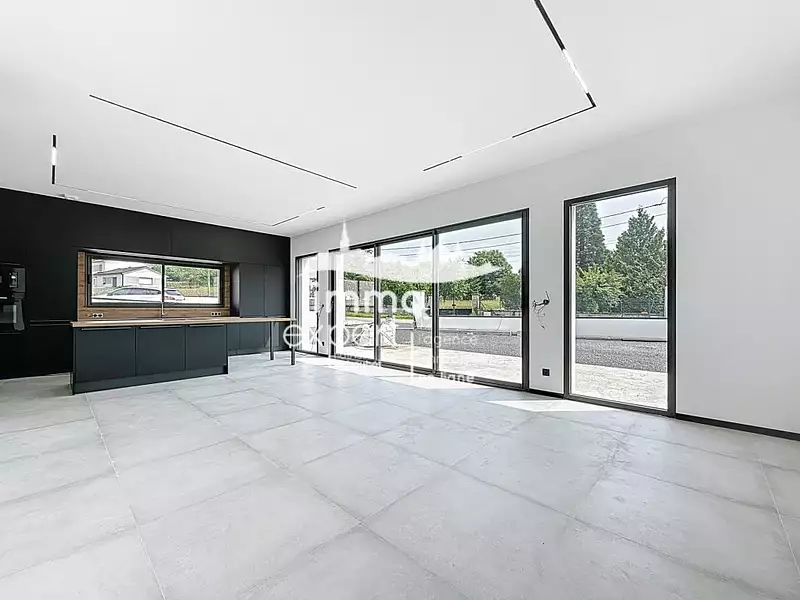 Maison, 145 m²