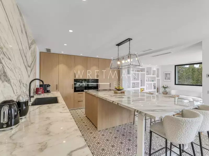 Maison, 222 m²