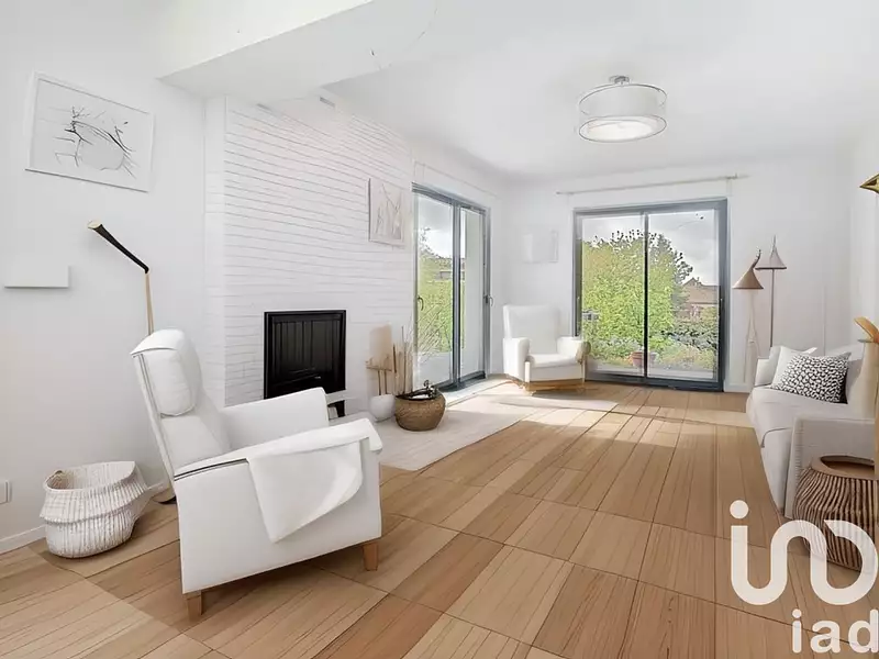 Maison, 196 m²