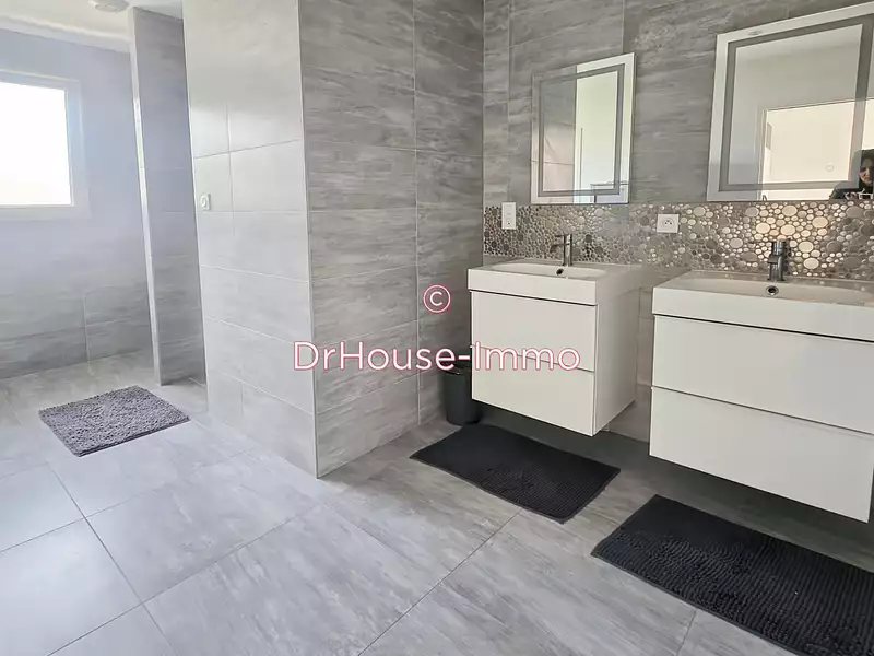 Maison, 153 m²