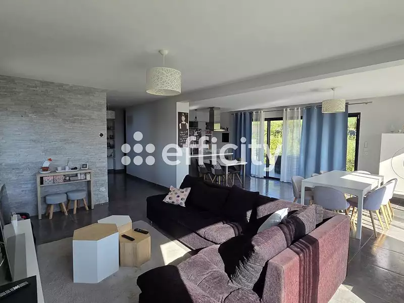 Maison, 140 m²