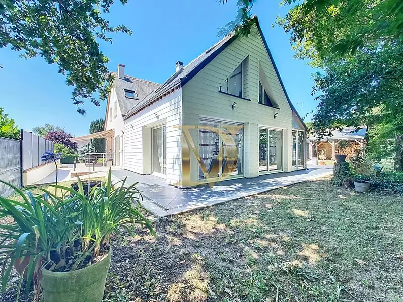 Maison, 227 m²